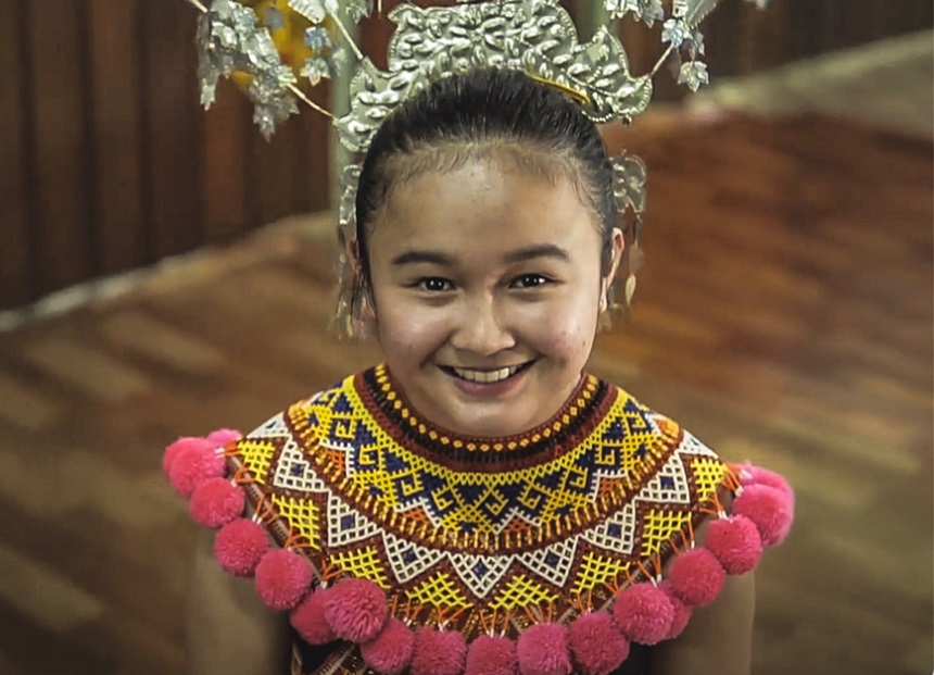 Getting acquainted with Iban culture in Belait.